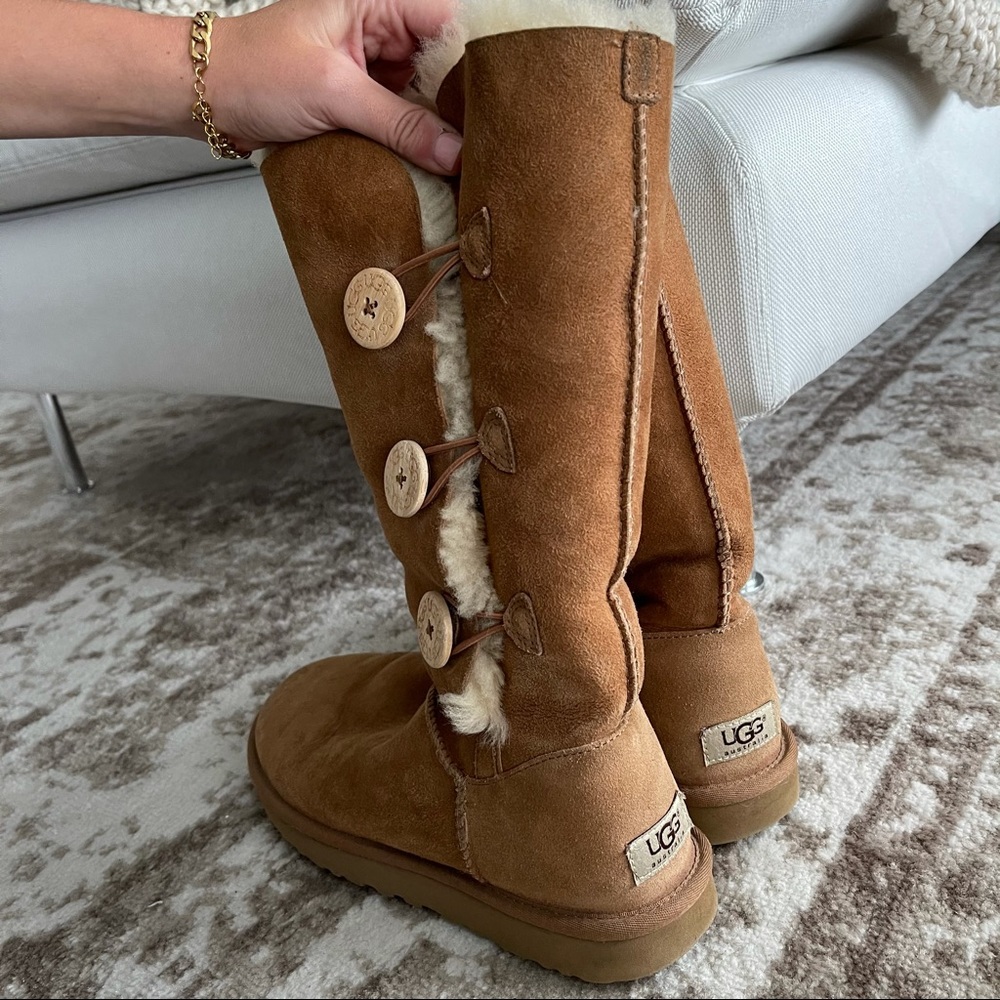 UGGS Bailey Button Triplet Boot
